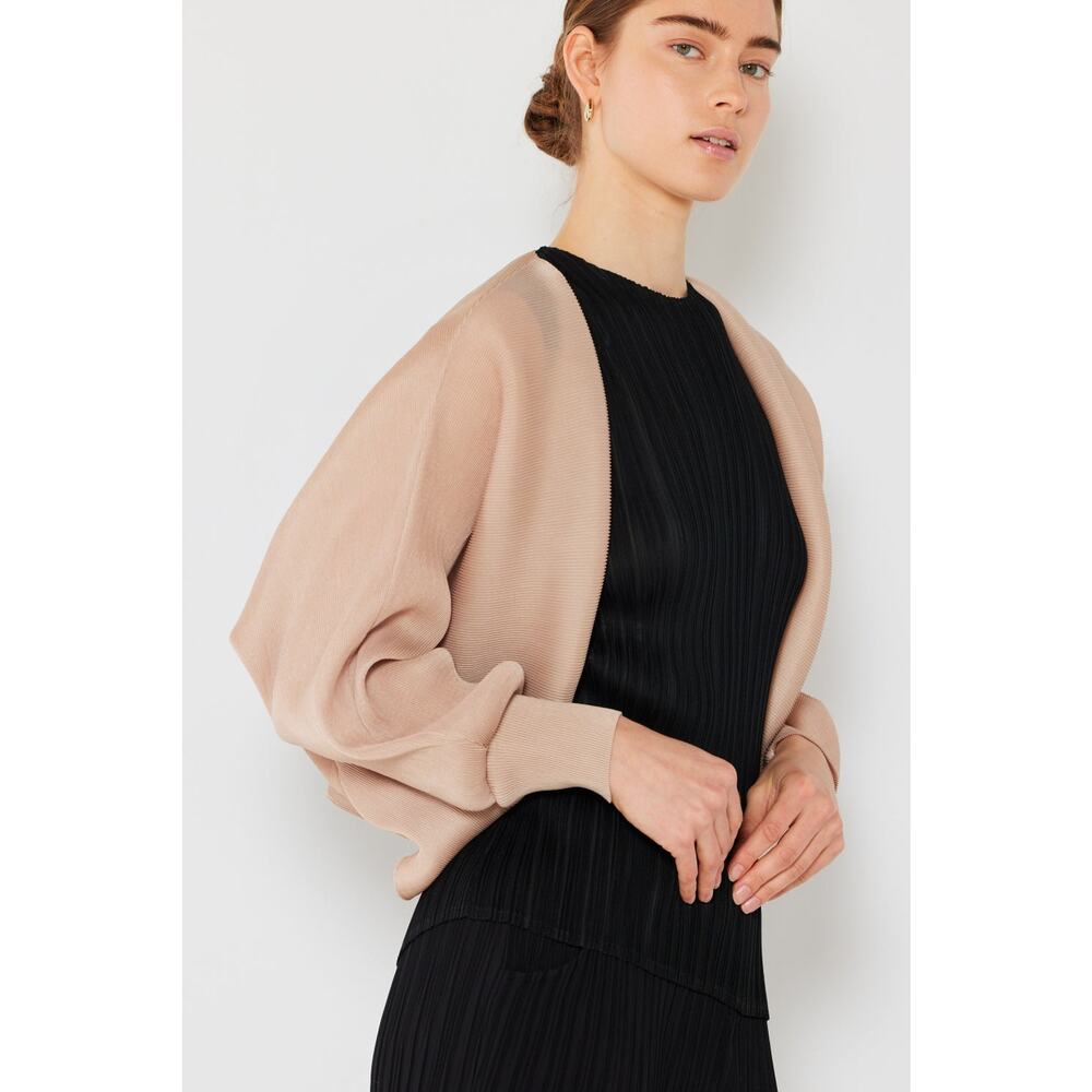 Sleek Ribbed Bolero Cardigan